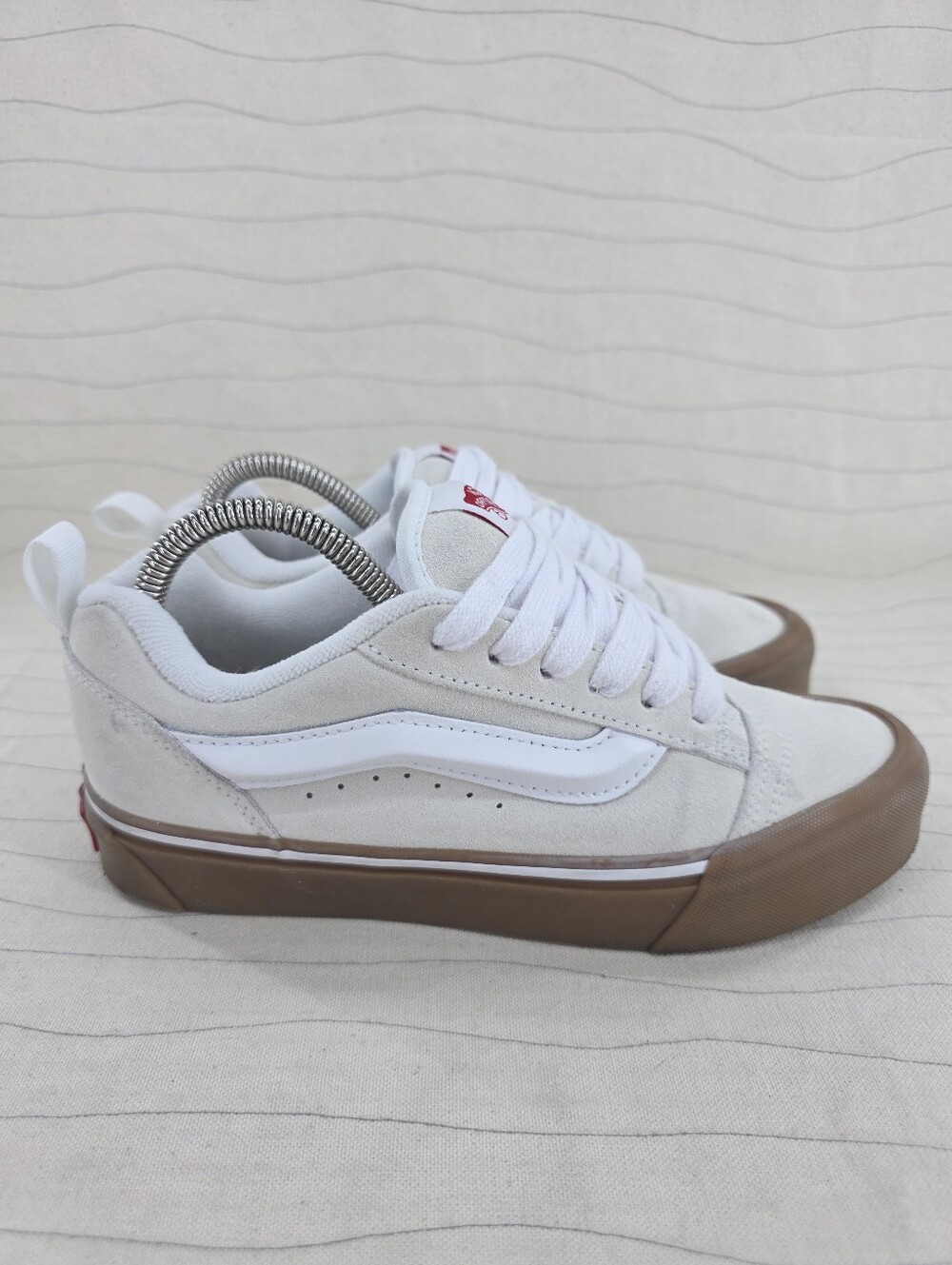 Vans Unisex Knu Skool Ivory Suede White Skate Shoes Gum Soles Sz 7 Wom/ 5.5 Men